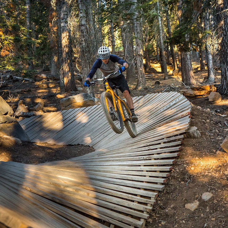 Surly Krampus Bikes: The Ultimate Plus-Tire Trail Crusher